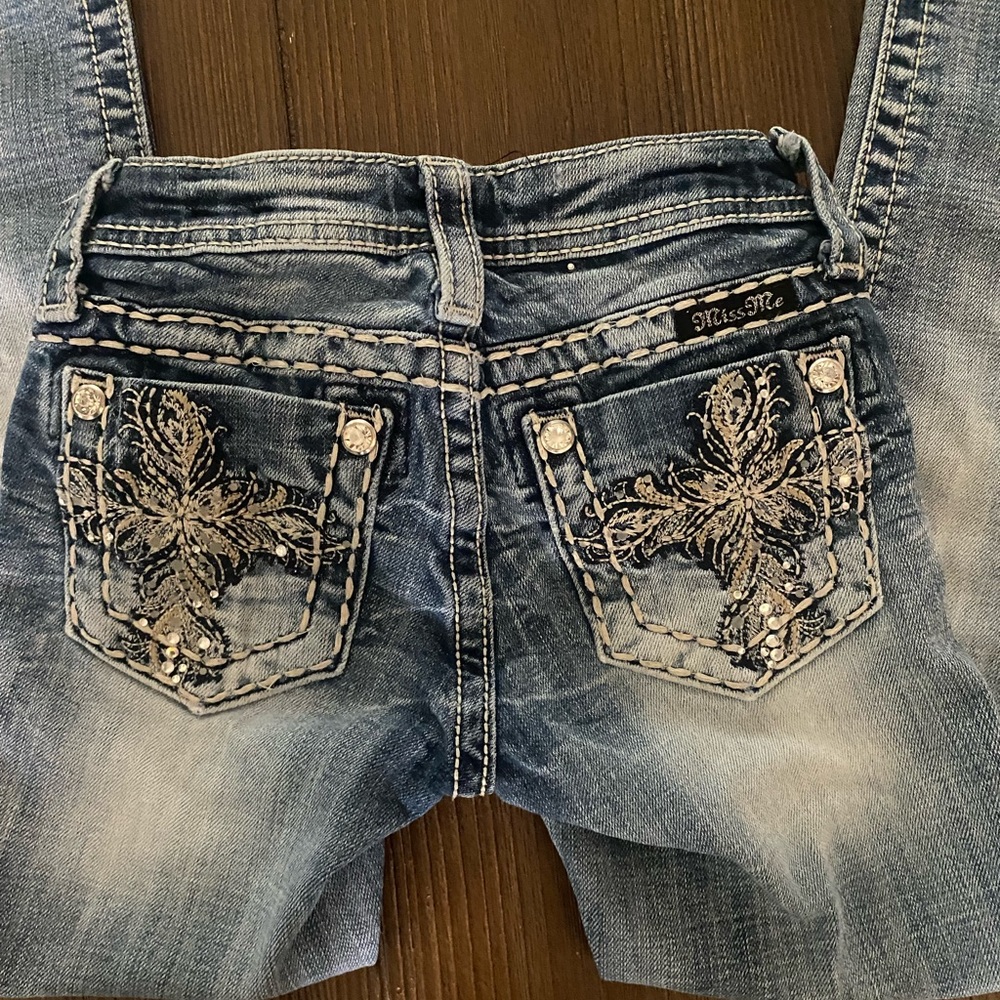 Super cute girls Grace and Miss Me Jeans size 7 Lot ( 3 pair)